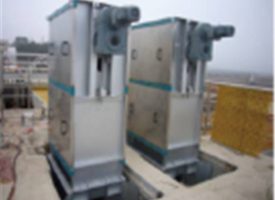 YN型內(nèi)進(jìn)流式格柵除污機(jī)